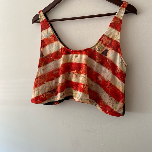 3/$15♻️ Obey Propaganda Built in Bra Cropped Top Medium - Picture 3 of 5